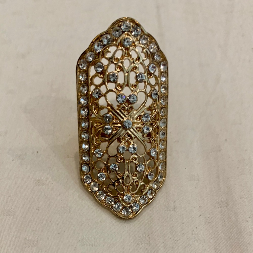 Gold Ring - Picture 2 of 7